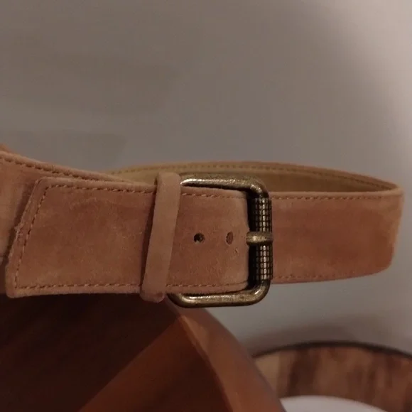 SPLENDID Suede Platform Heels Size 9.5 Tan Neesha Sandals - Picture 12 of 12